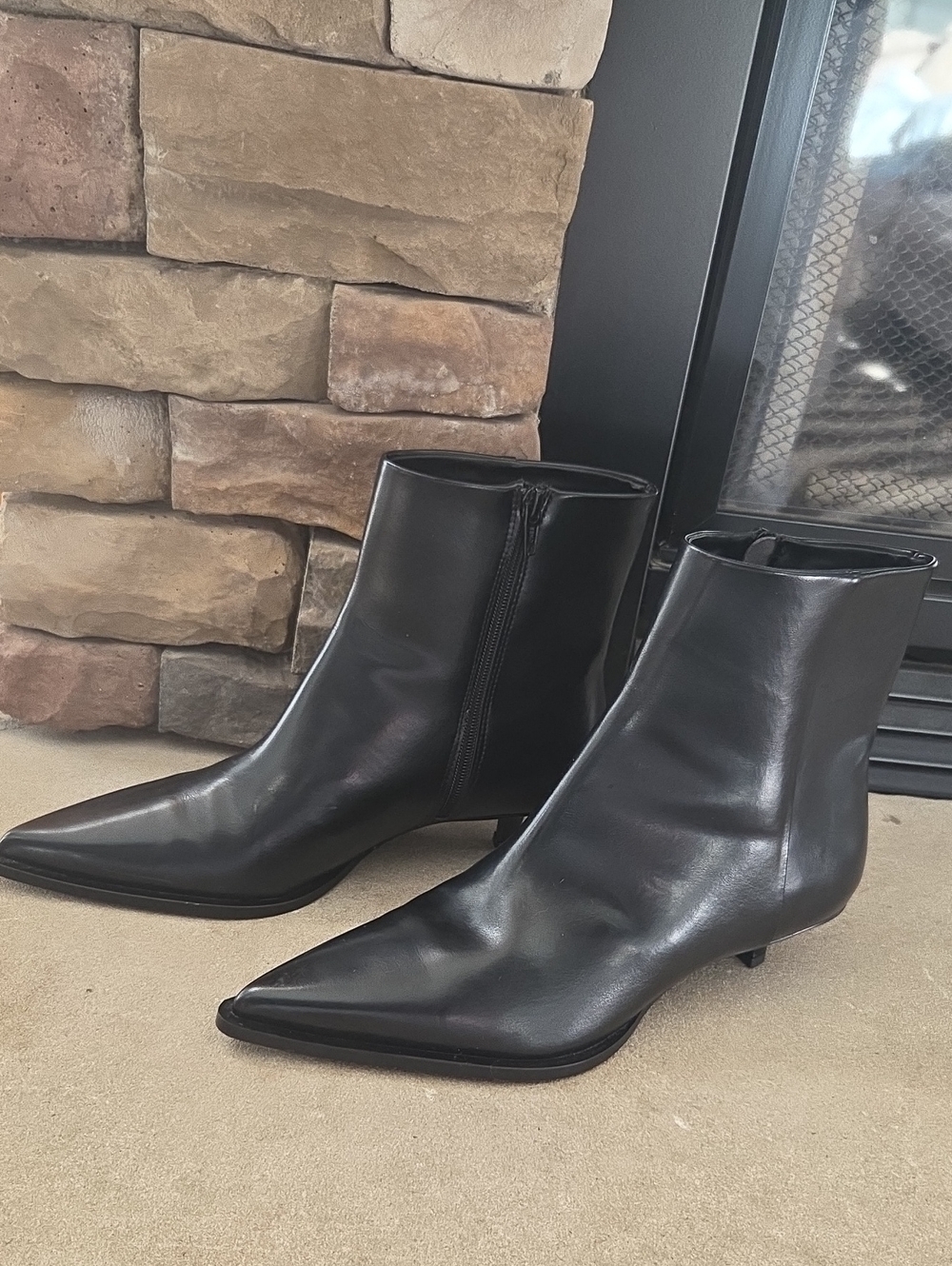 H&M Black Pointed Leather Ankle Booties